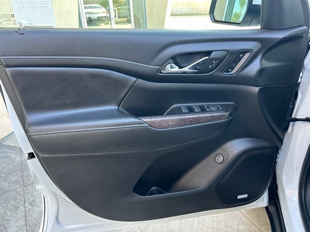 2023 GMC Acadia Denali Ultimate Package