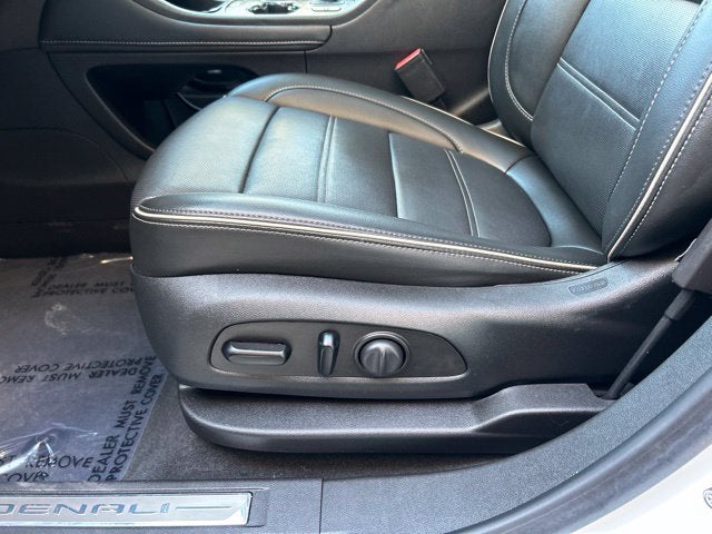 2023 GMC Acadia Denali Ultimate Package