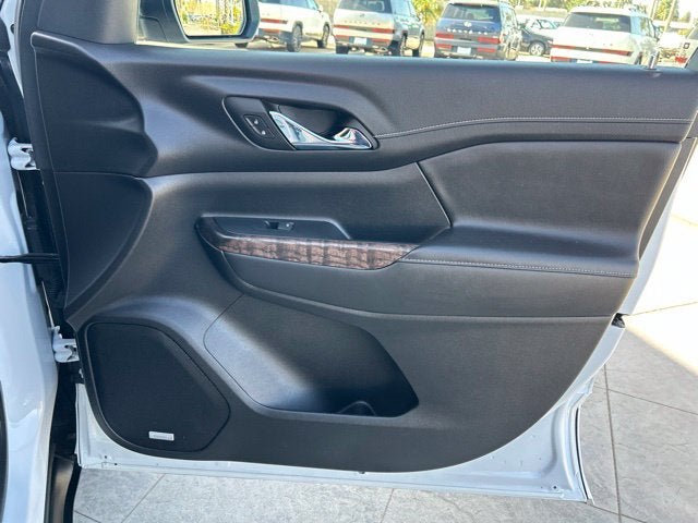 2023 GMC Acadia Denali Ultimate Package