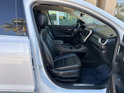 2023 GMC Acadia Denali Ultimate Package
