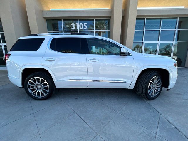 2023 GMC Acadia Denali Ultimate Package