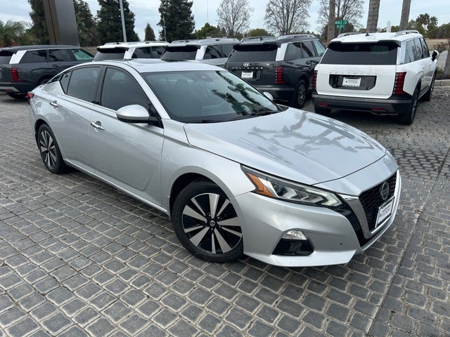 2020 Nissan Altima SV