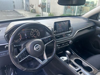 2020 Nissan Altima 2.5 SV