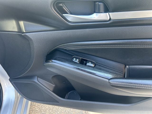 2020 Nissan Altima 2.5 SV