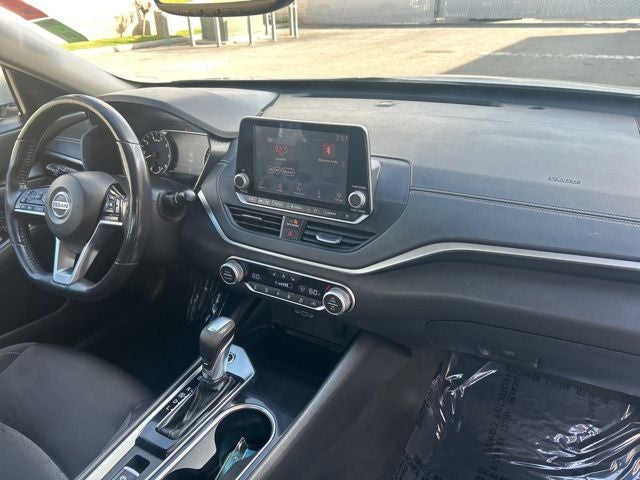 2020 Nissan Altima 2.5 SV