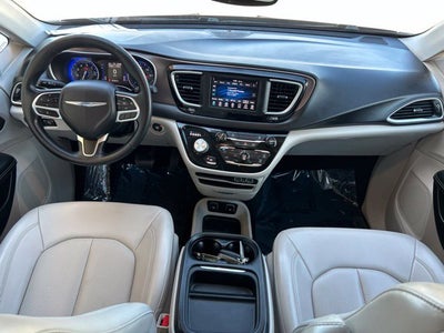 2021 Chrysler Voyager LXI