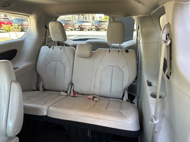 2021 Chrysler Voyager LXI