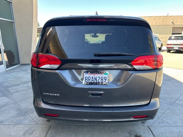 2021 Chrysler Voyager LXI