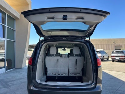 2021 Chrysler Voyager LXI
