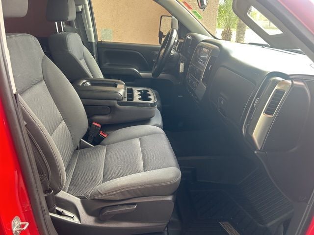 2018 Chevrolet Silverado 1500 LT LT1