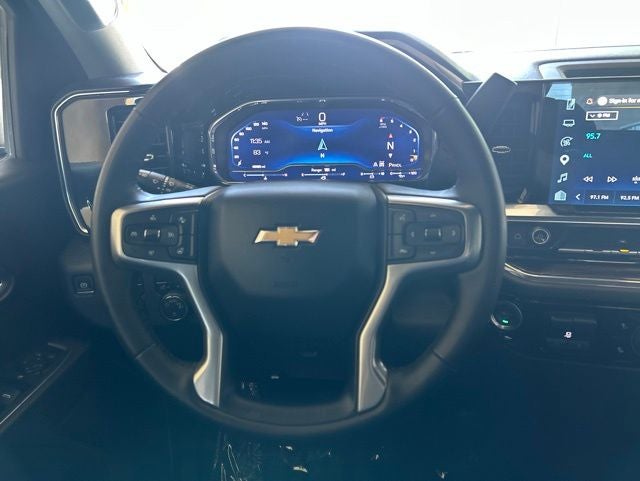 2025 Chevrolet Silverado 1500 LT LT1