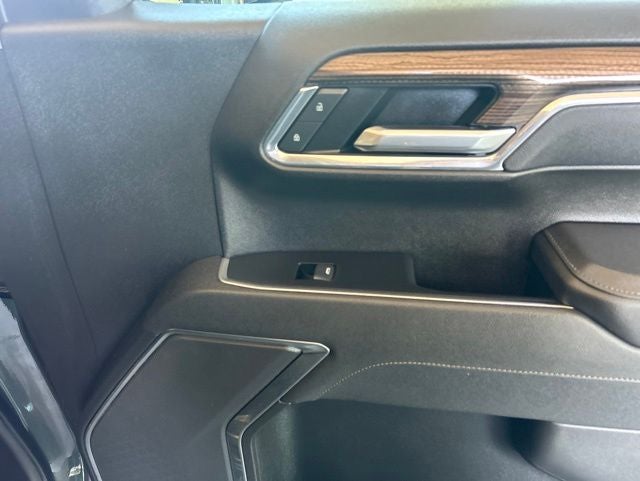 2025 Chevrolet Silverado 1500 LT LT1
