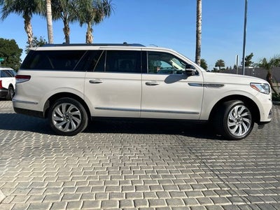 2024 Lincoln Navigator L Reserve
