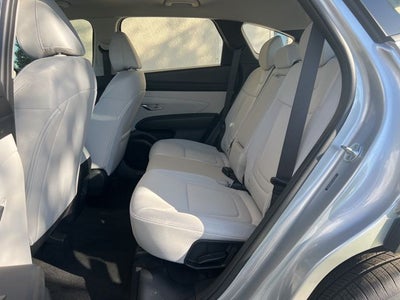 2026 Hyundai TUCSON SE FWD