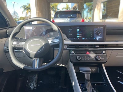 2026 Hyundai TUCSON SE FWD