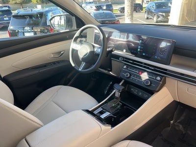 2026 Hyundai TUCSON SE FWD