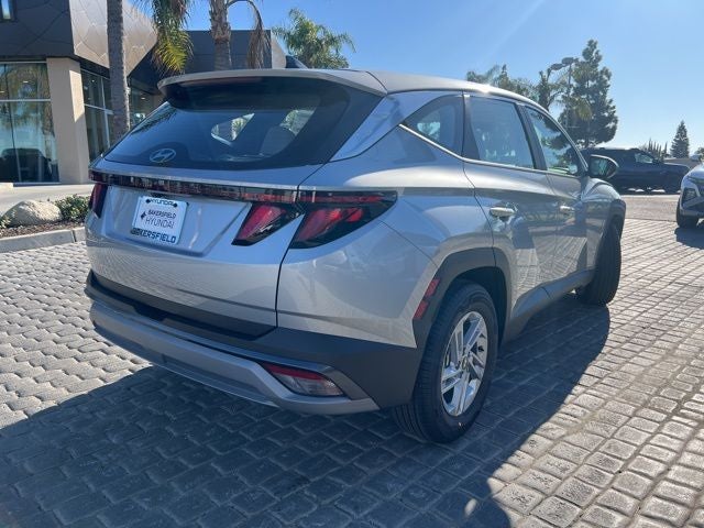 2026 Hyundai TUCSON SE FWD