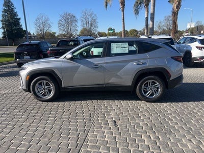 2026 Hyundai TUCSON SE FWD