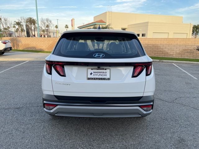 2026 Hyundai TUCSON SE FWD