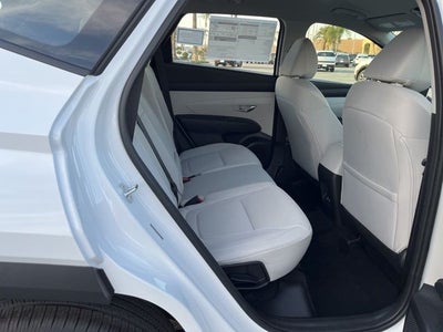 2026 Hyundai TUCSON SE FWD