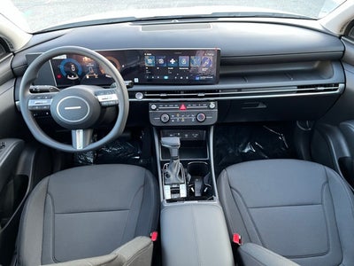 2026 Hyundai TUCSON SE FWD