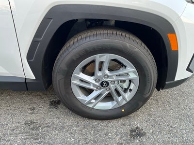 2026 Hyundai TUCSON SE FWD