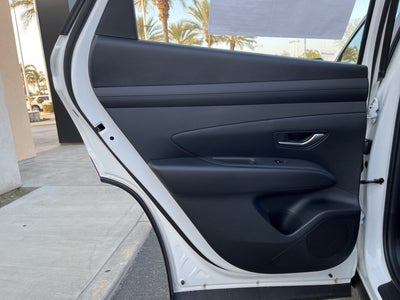 2026 Hyundai TUCSON SE FWD