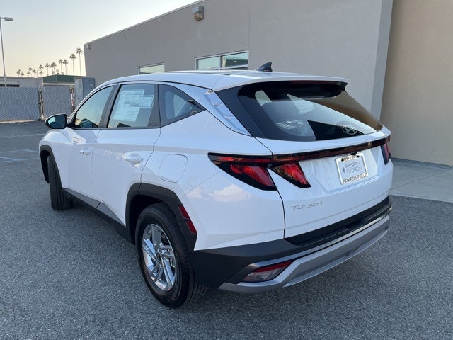 2026 Hyundai TUCSON SE FWD