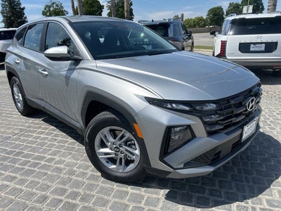2026 Hyundai TUCSON SE FWD