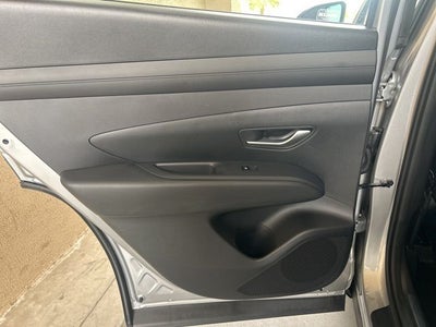 2026 Hyundai TUCSON SE FWD