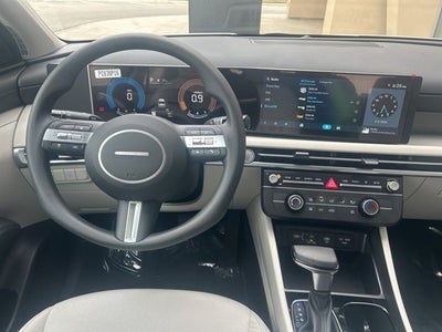 2026 Hyundai TUCSON SE FWD