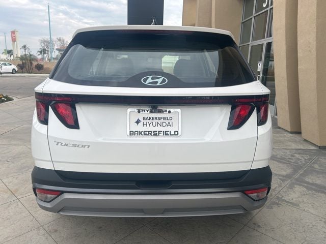 2026 Hyundai TUCSON SE FWD