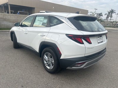 2026 Hyundai TUCSON SE FWD