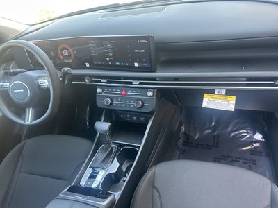 2026 Hyundai TUCSON SE FWD