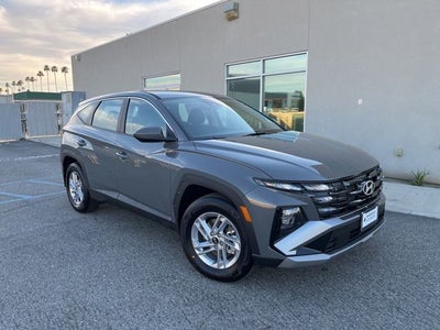 2026 Hyundai TUCSON SE FWD