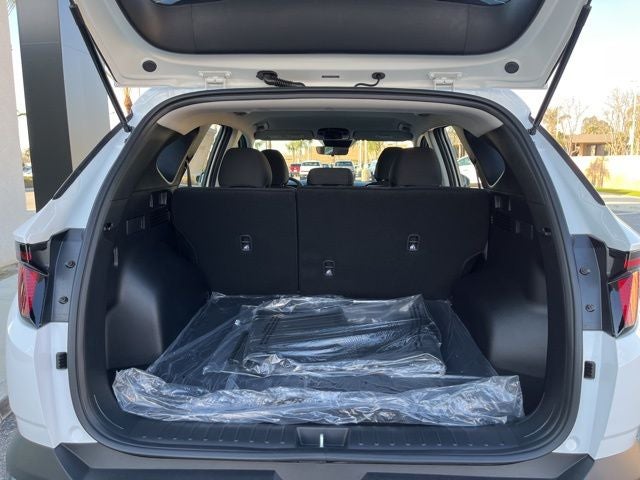 2026 Hyundai TUCSON SE FWD