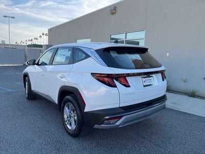 2026 Hyundai TUCSON SE FWD