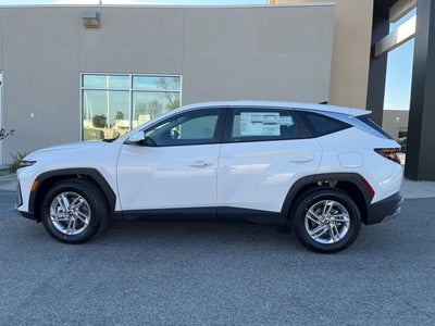 2026 Hyundai TUCSON SE FWD