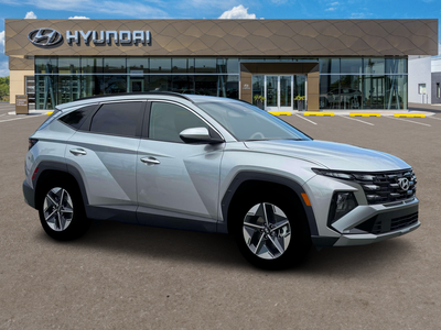 2026 Hyundai TUCSON SEL FWD