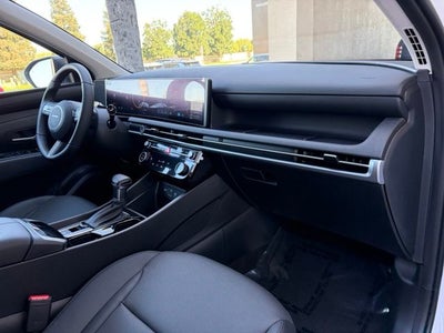 2026 Hyundai TUCSON SEL Premium FWD