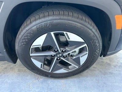 2026 Hyundai TUCSON SEL Premium FWD