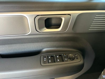 2027 Hyundai SANTA FE SE FWD