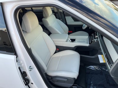 2026 Hyundai Santa Fe SE FWD