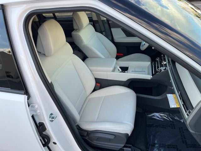 2026 Hyundai Santa Fe SE FWD