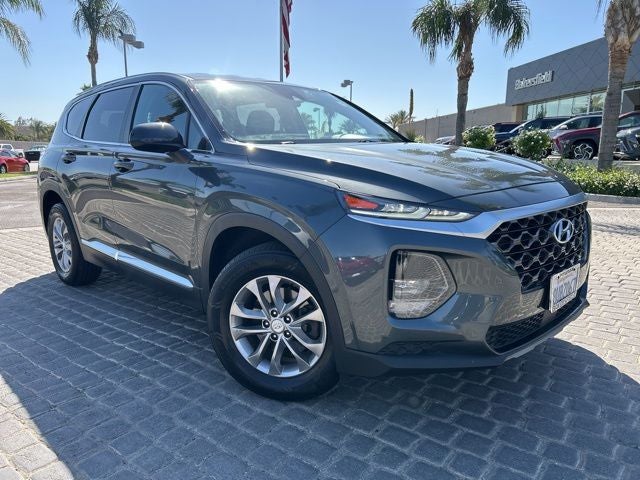 2020 Hyundai Santa Fe SE 2.4's photo