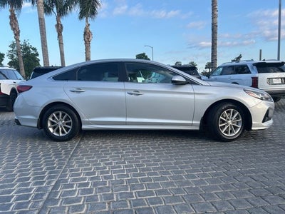 2019 Hyundai SONATA SE