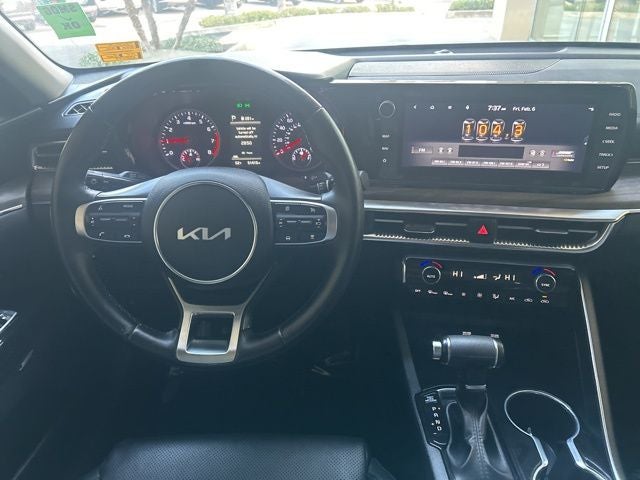 2022 Kia K5 EX