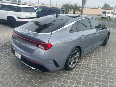 2022 Kia K5 EX