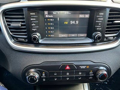 2019 Kia Sorento LX