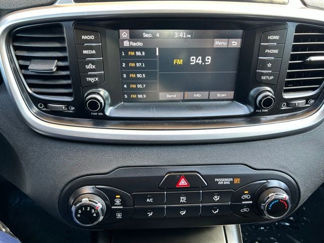2019 Kia Sorento LX